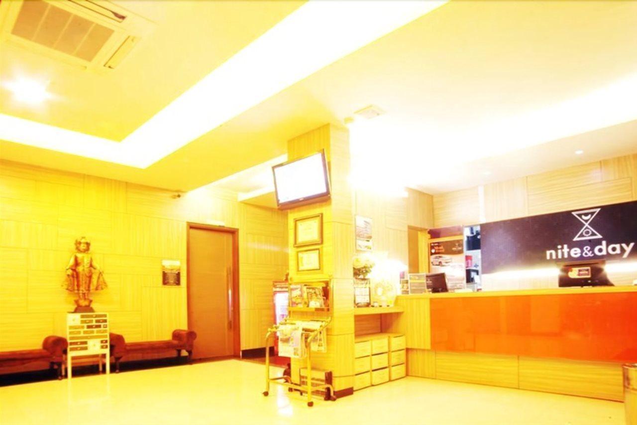 Avirahotel Panakkukang 2*