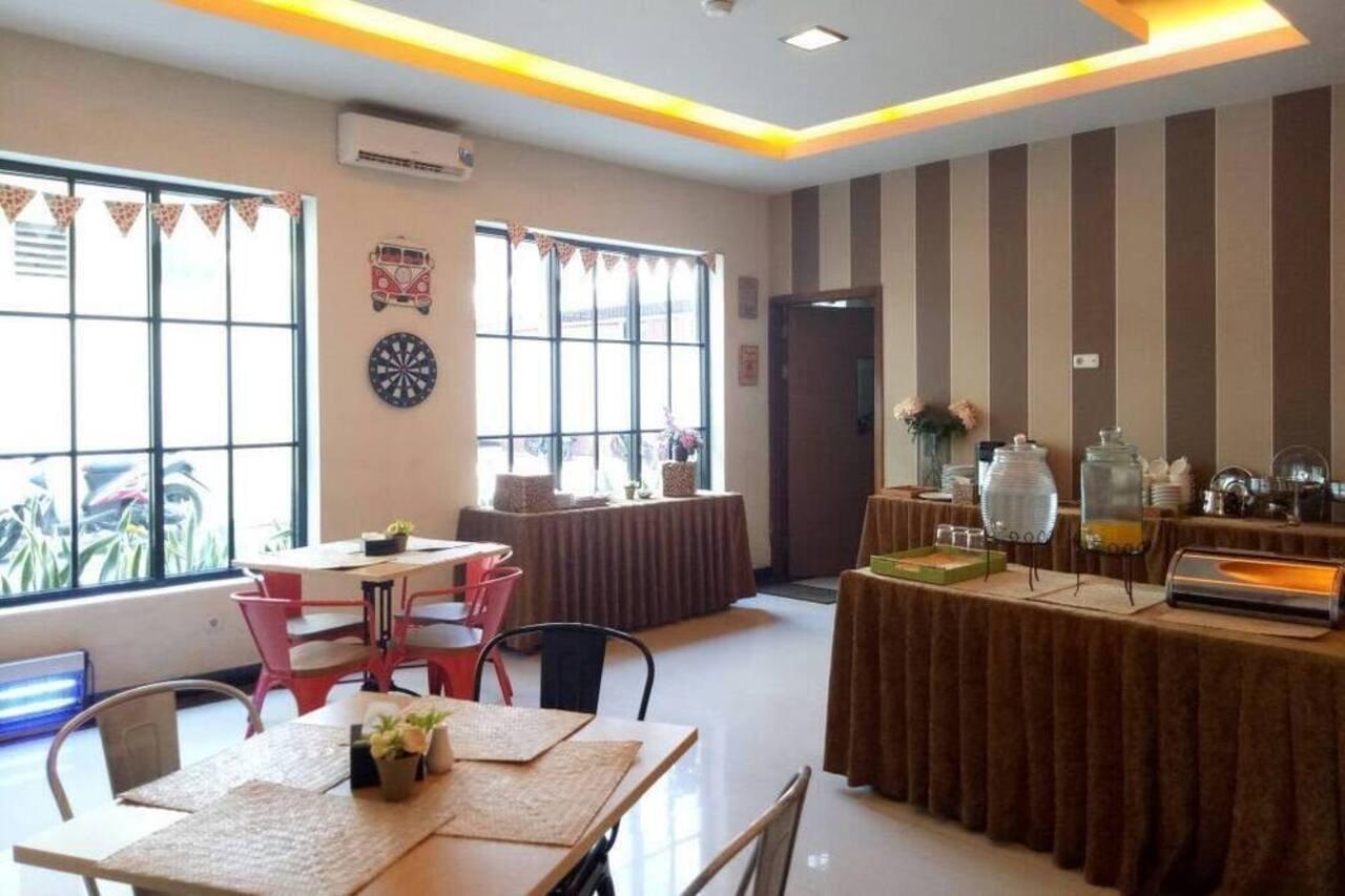 Avirahotel Panakkukang Hotel