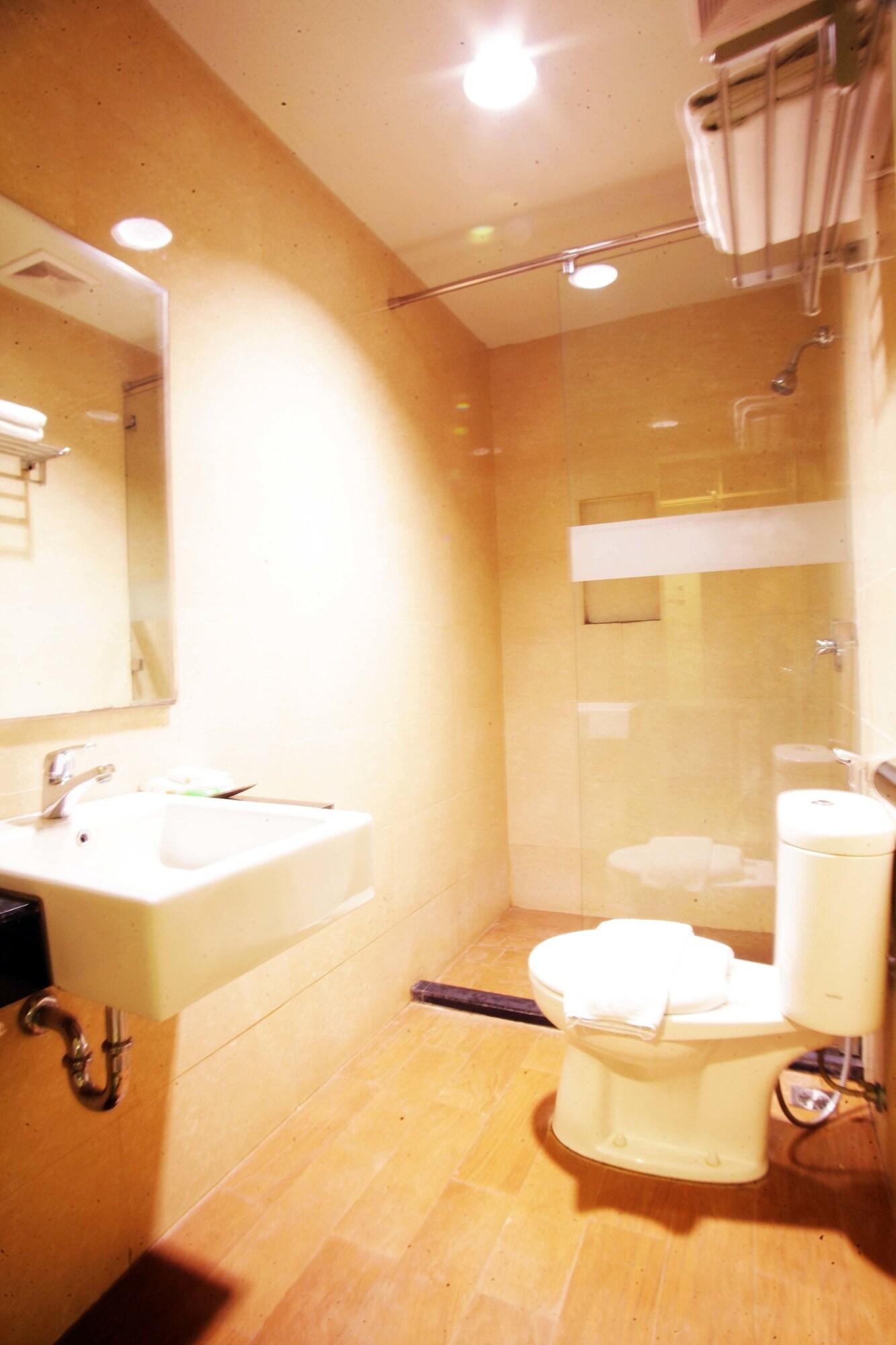 Avirahotel Panakkukang 2* Makassar