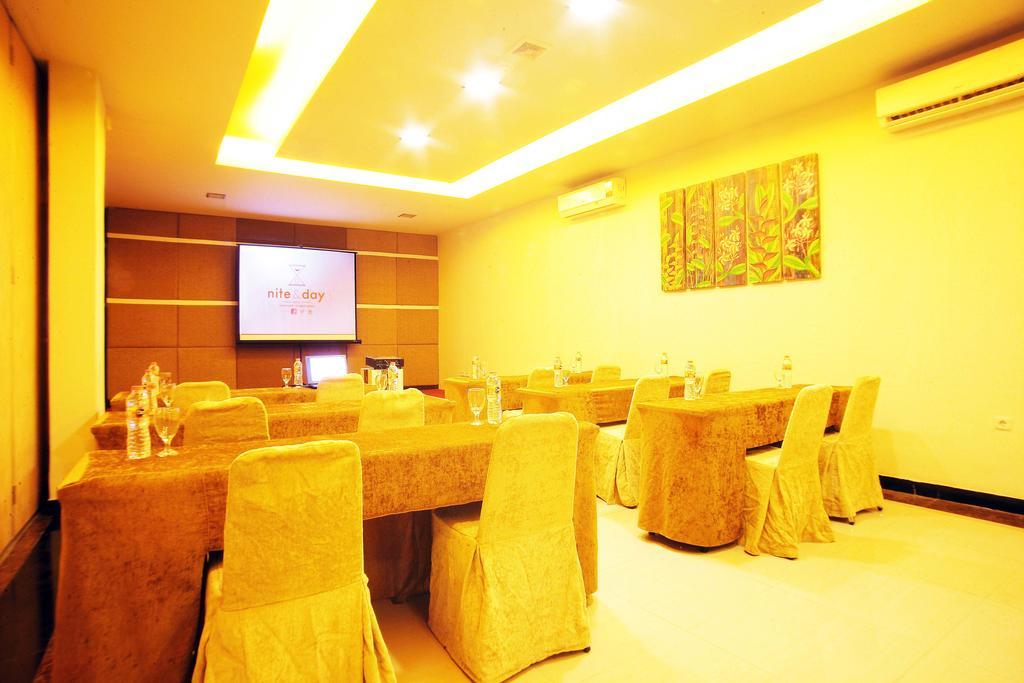 Avirahotel Panakkukang Hotel 2*