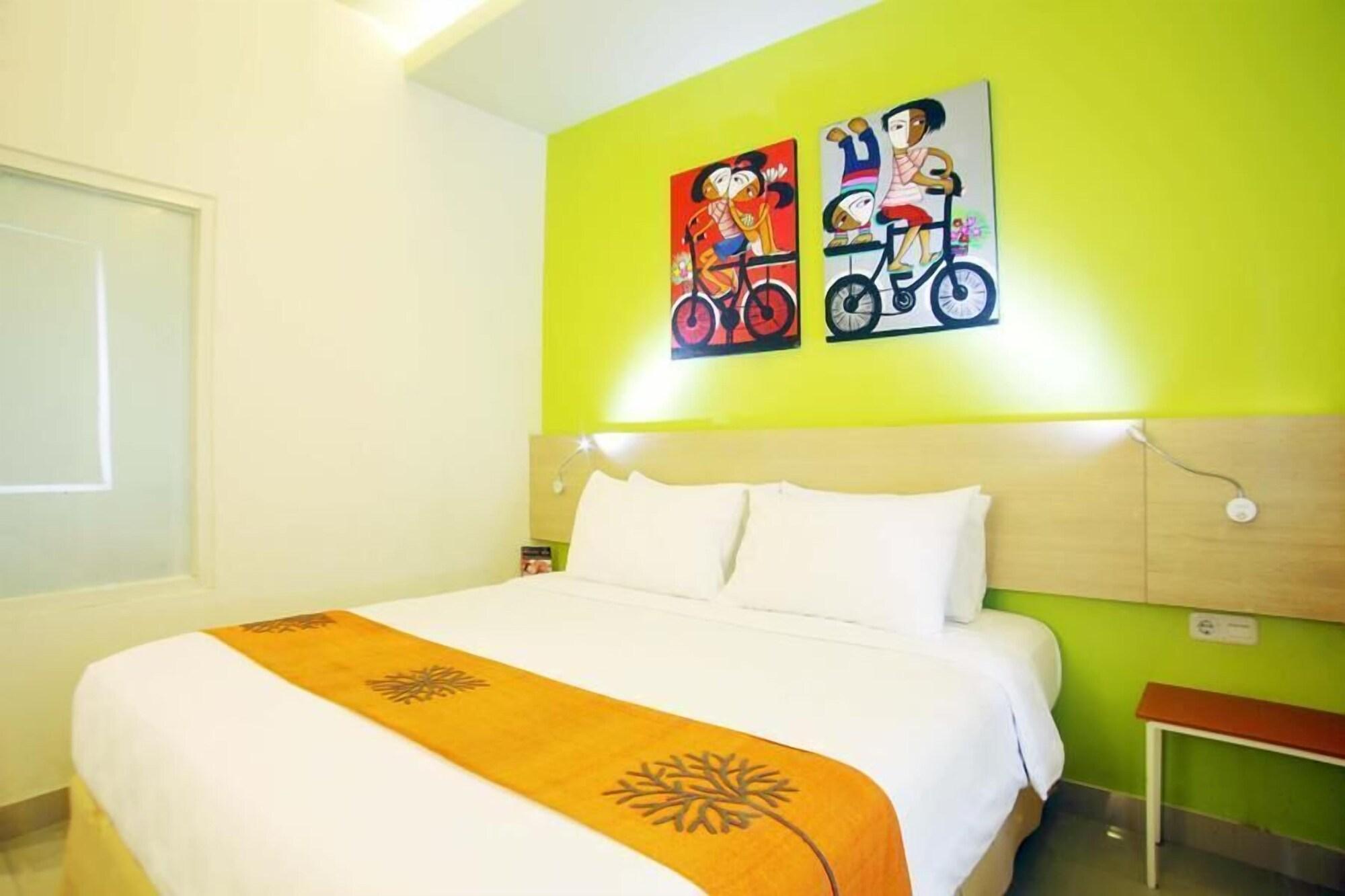 Avirahotel Panakkukang 2*