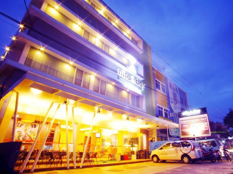 Hotel Avirahotel Panakkukang 2*