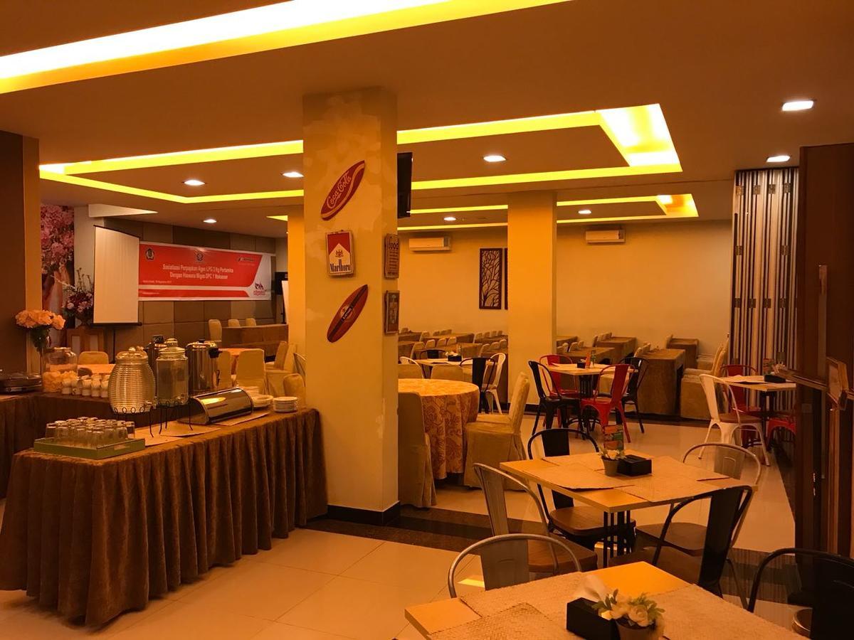 Hotel Avirahotel Panakkukang Makassar